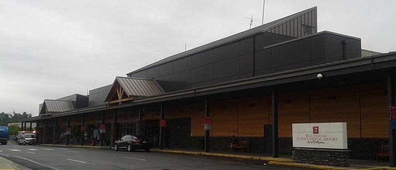 800px-Bellingham_International_Airport,_passenger_terminal,_June_2012