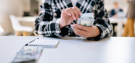 Reasons Why Online Installment Loans Should Be Your First Choice If You Need Cash